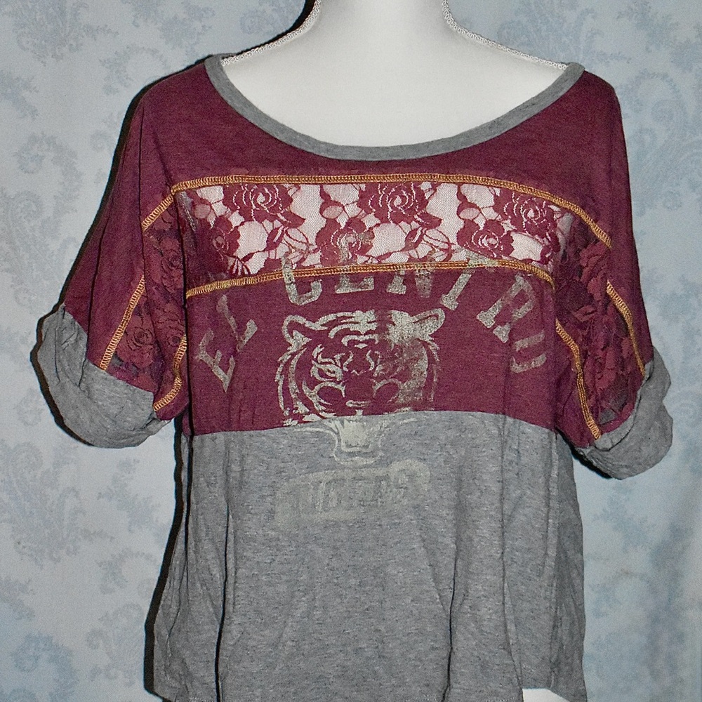 Lace Short Sleeve Top